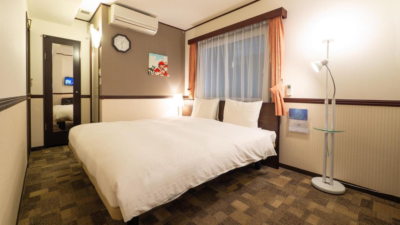Toyoko Inn Osaka Umeda Nakatsu No.2 Exterior foto